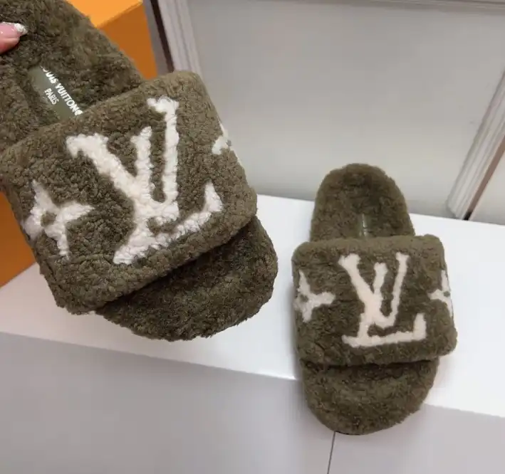 hype LV Slippers