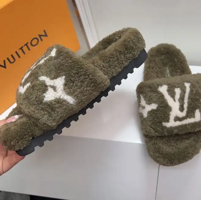 hype LV Slippers