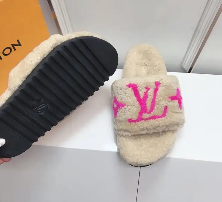 hype LV Slippers