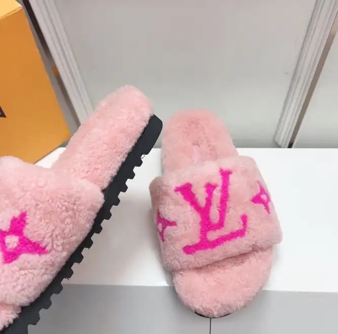 hype LV Slippers