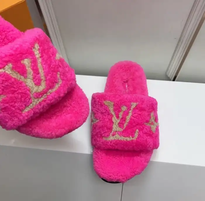 hype LV Slippers