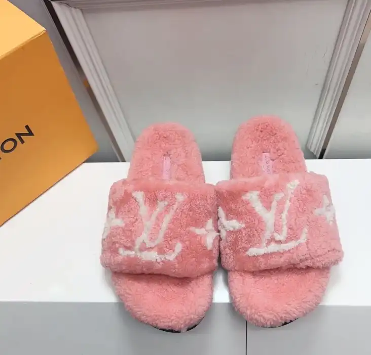 hype LV Slippers