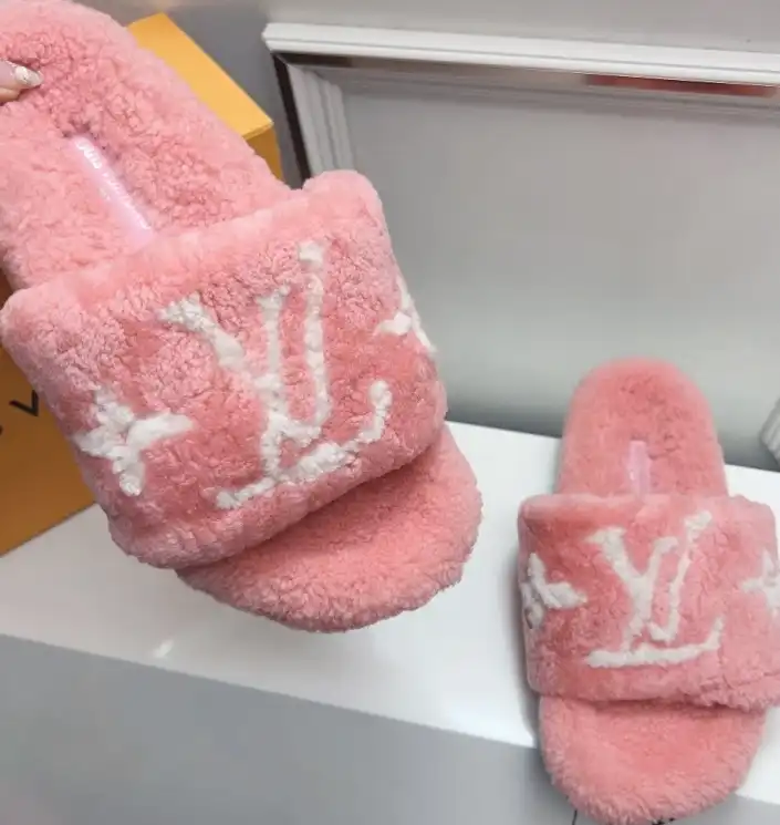 hype LV Slippers