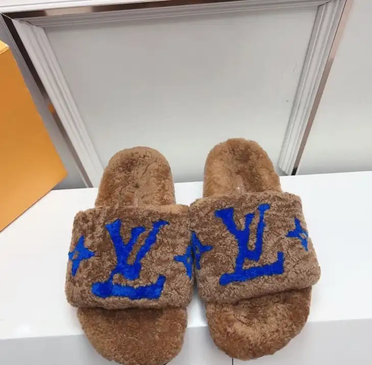 hype LV Slippers