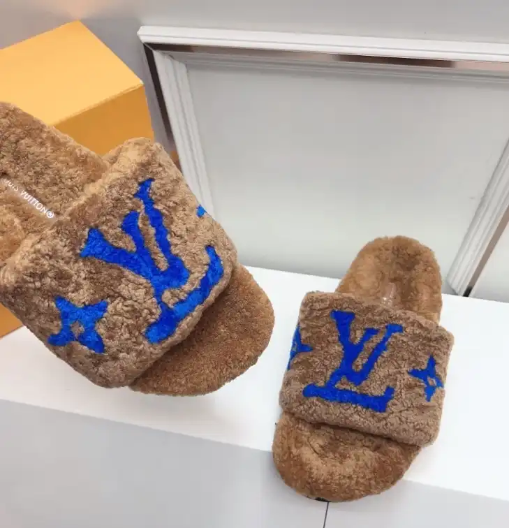 hype LV Slippers