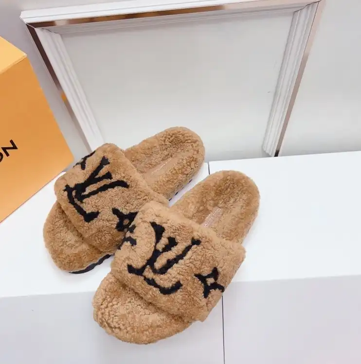 hype LV Slippers