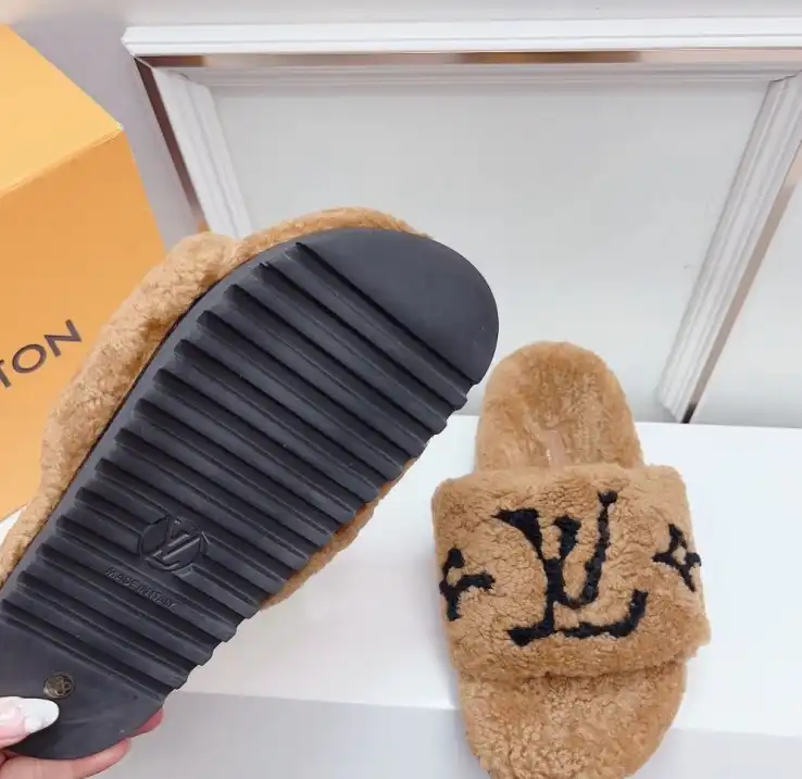 hype LV Slippers