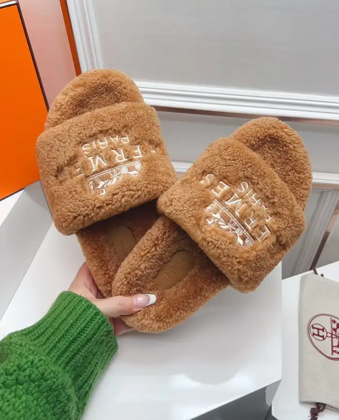 hype Hermes Slippers