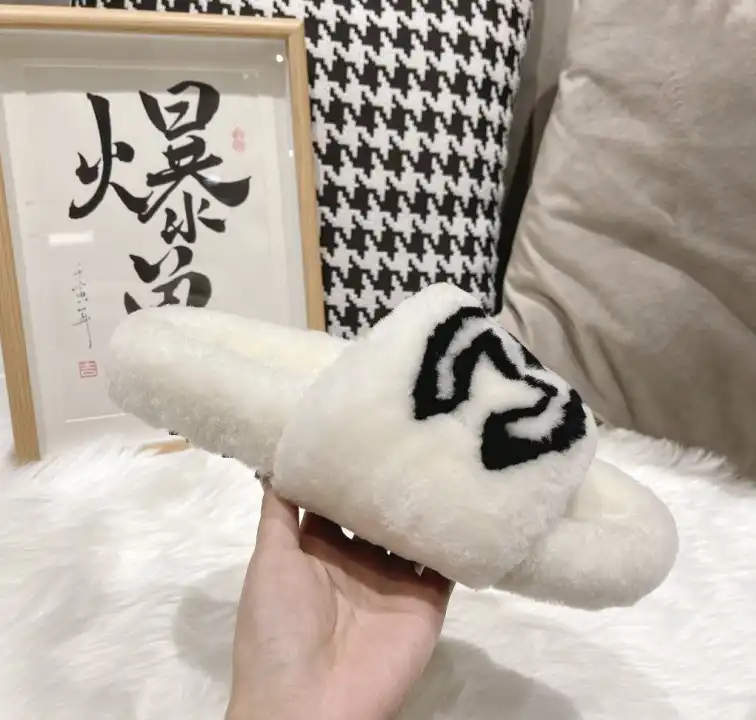 hype Chanel Slippers