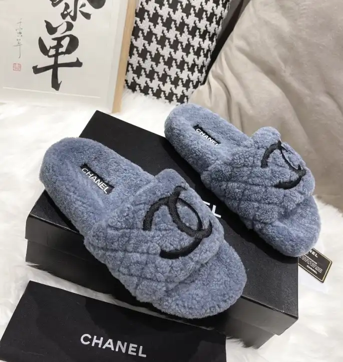 hype Chanel Slippers