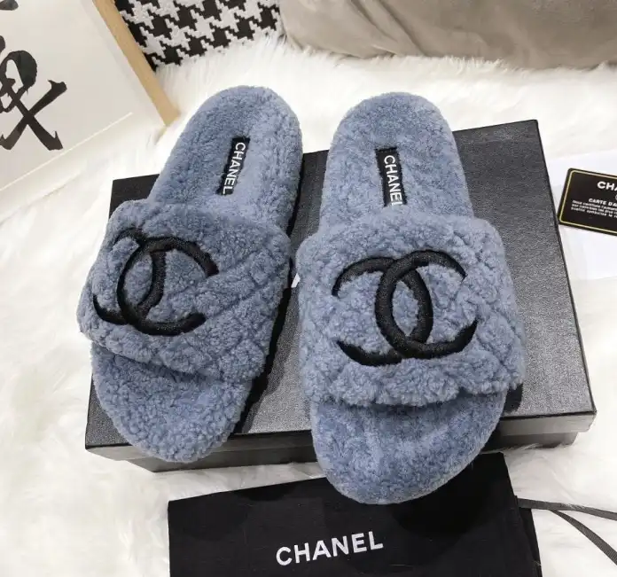 hype Chanel Slippers