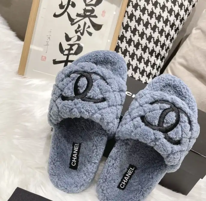 hype Chanel Slippers