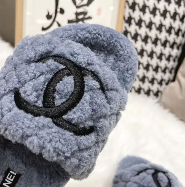 hype Chanel Slippers