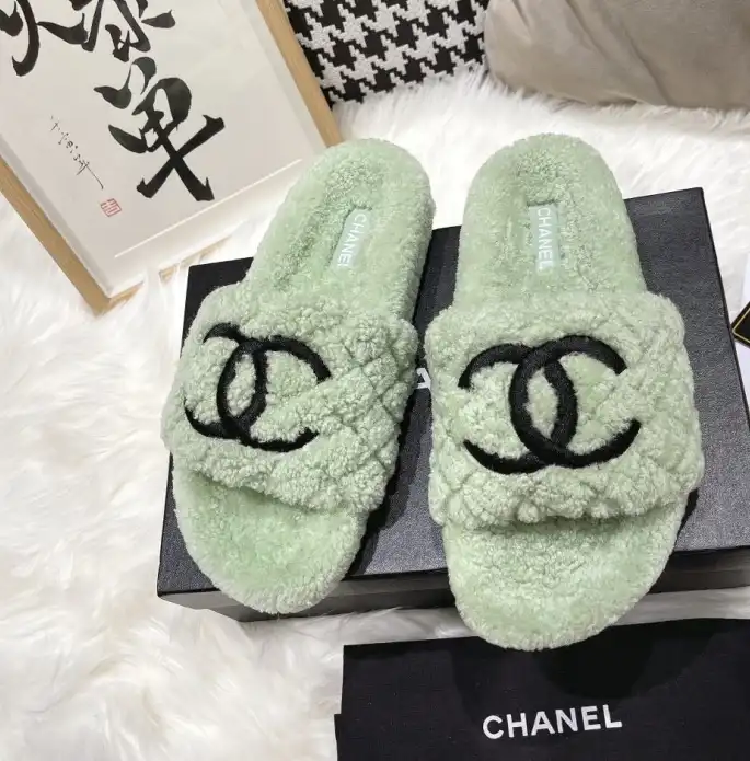 hype Chanel Slippers