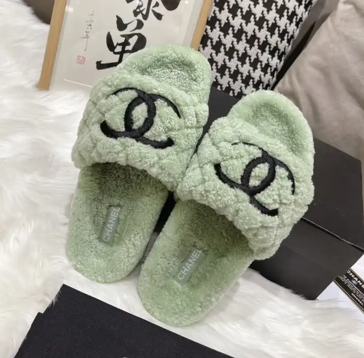 hype Chanel Slippers