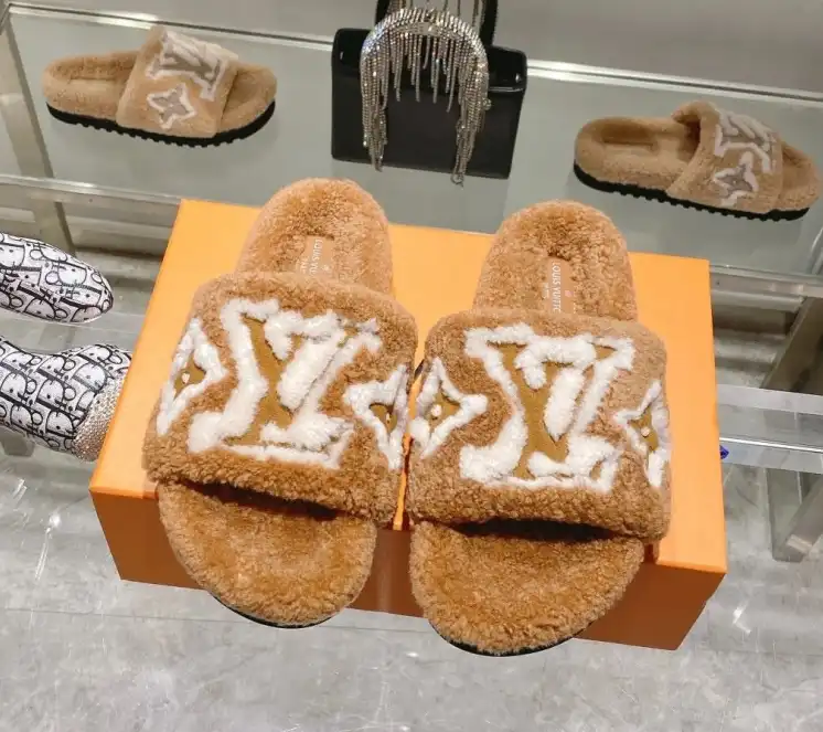 hype LV Slippers