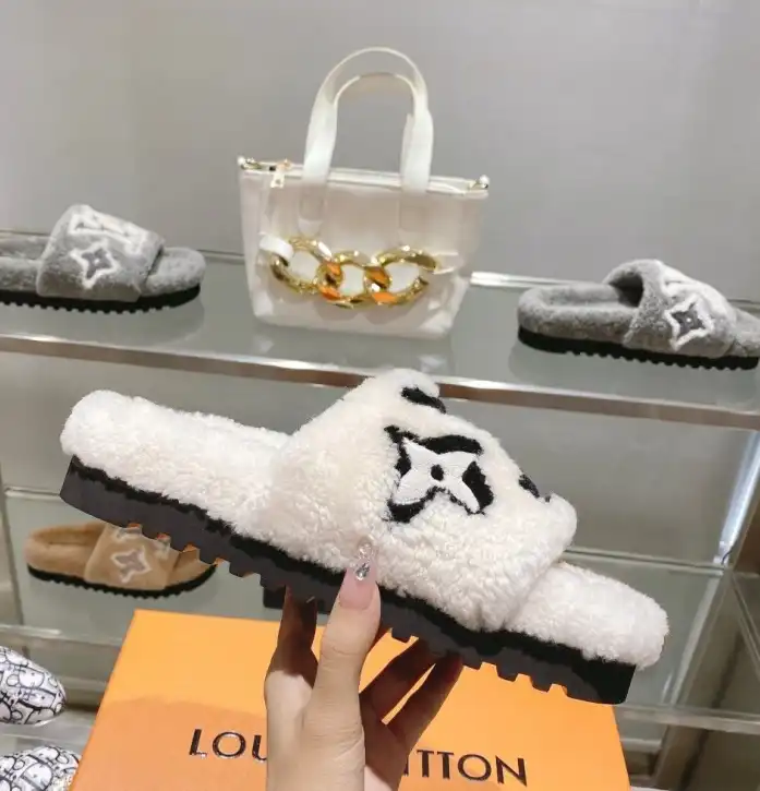 hype LV Slippers