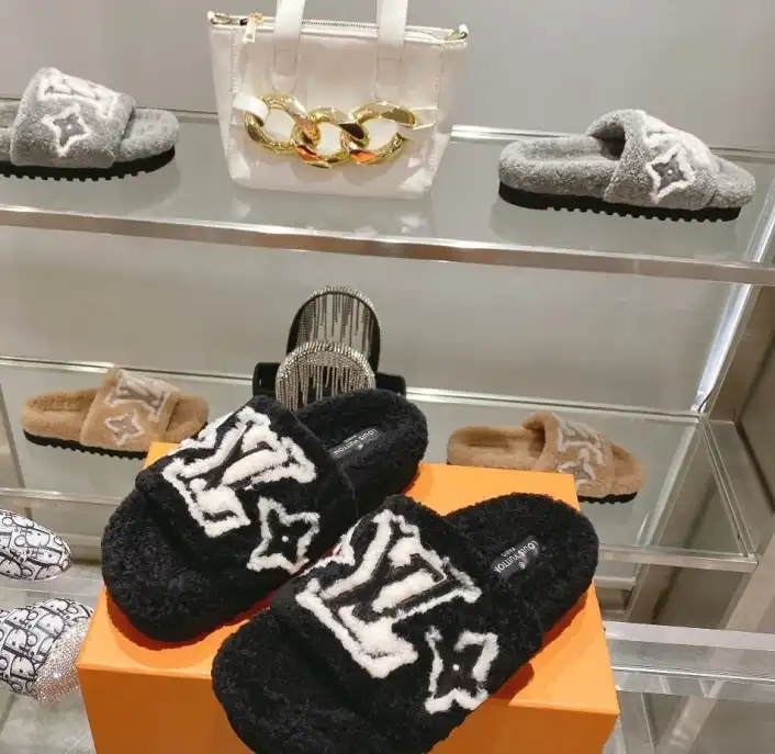 hype LV Slippers