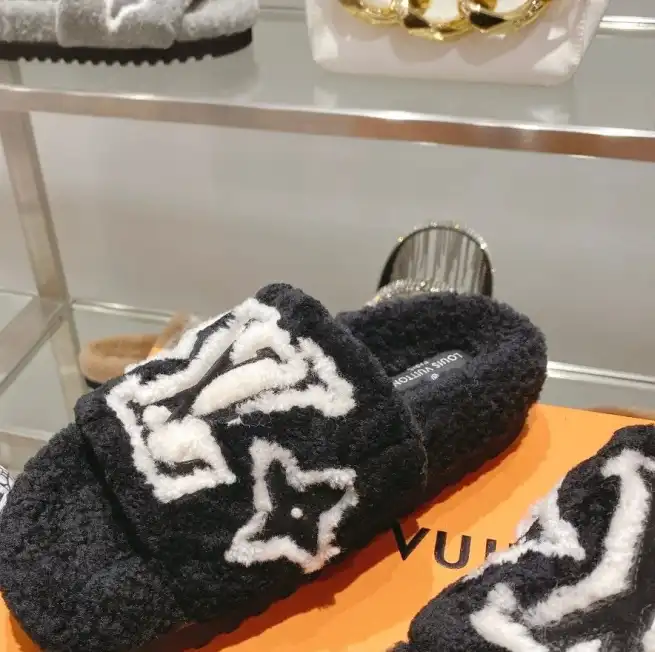 hype LV Slippers