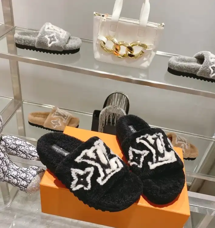 hype LV Slippers