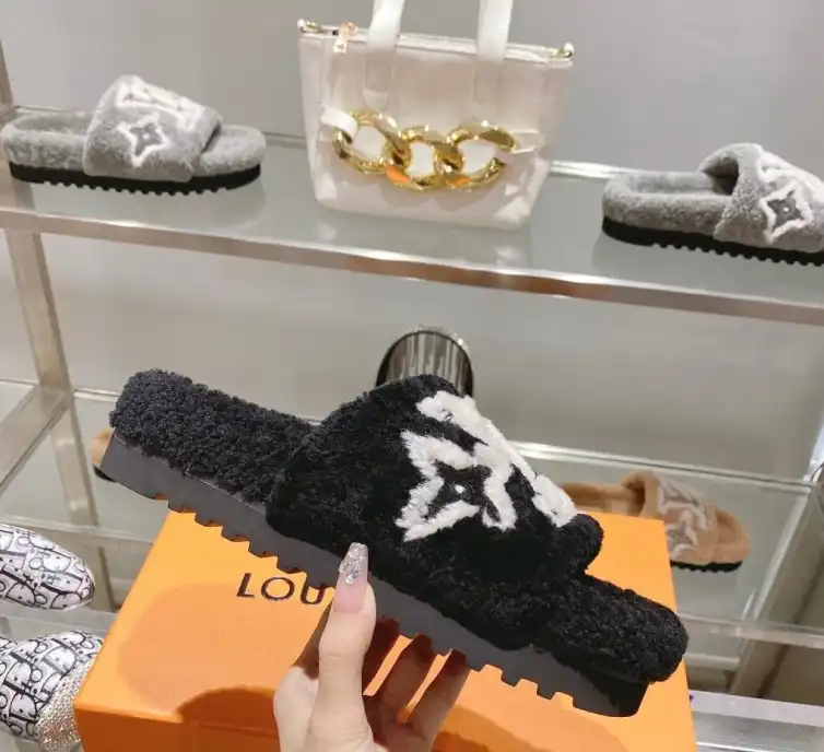 hype LV Slippers