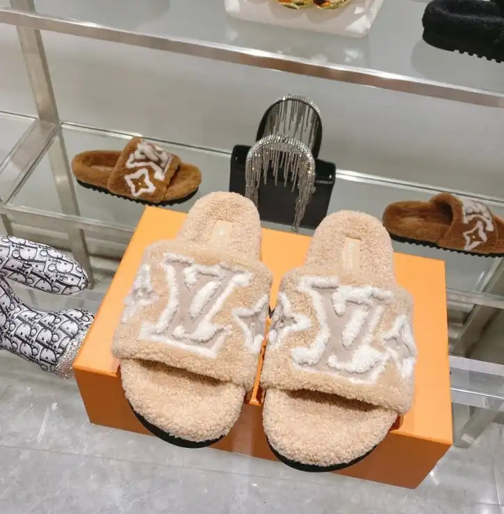 hype LV Slippers