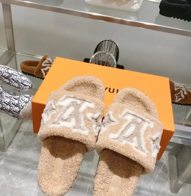 hype LV Slippers