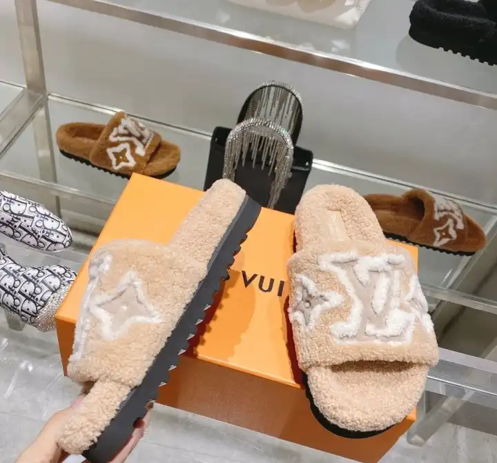 hype LV Slippers