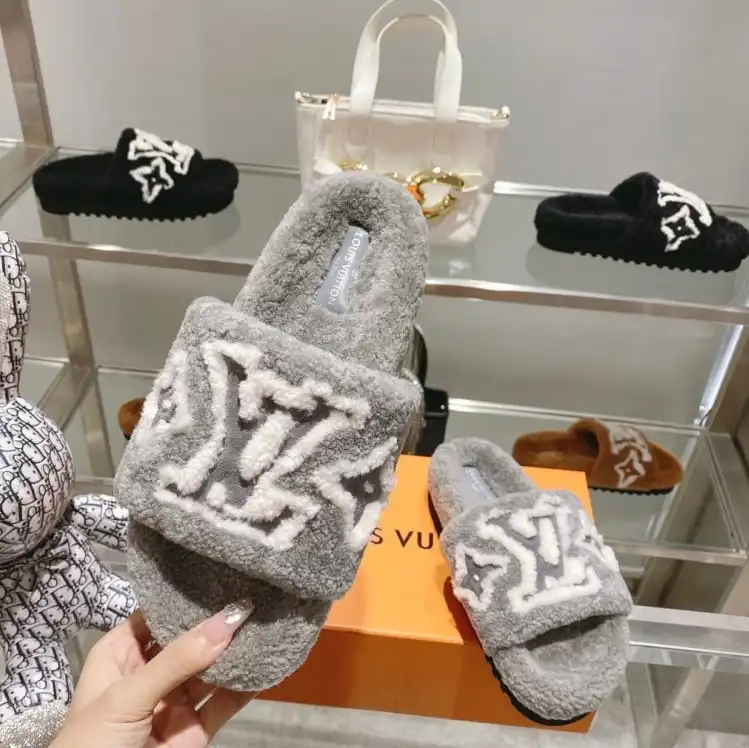 hype LV Slippers