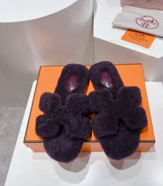 hype Hermes Slippers