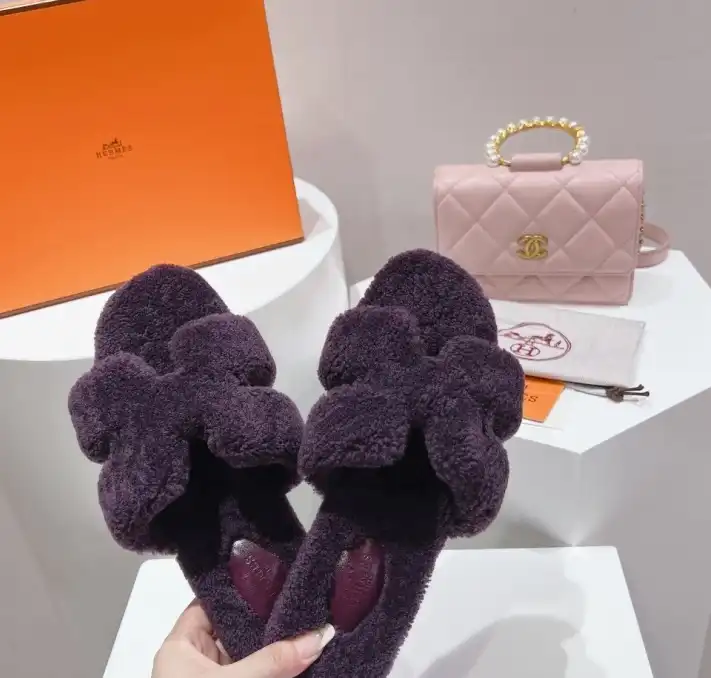 hype Hermes Slippers