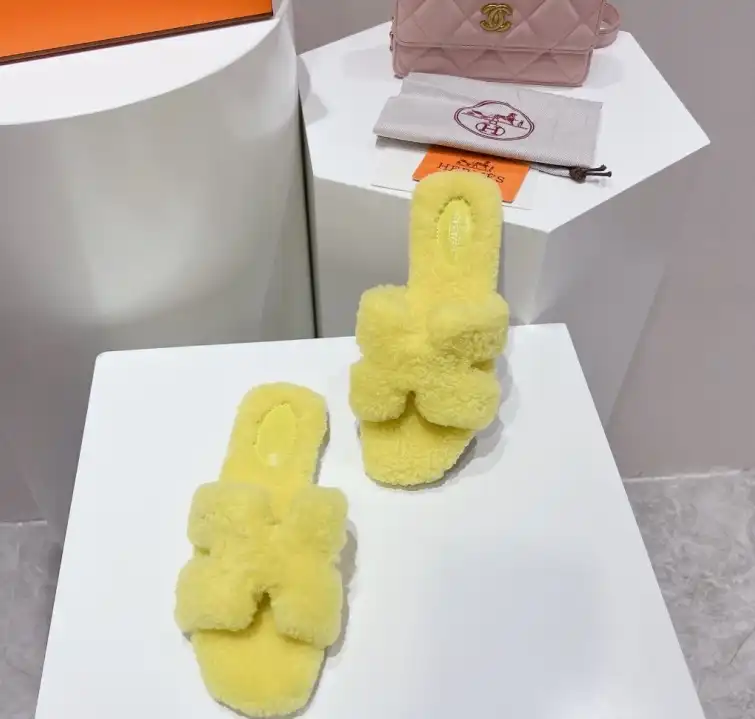 hype Hermes Slippers