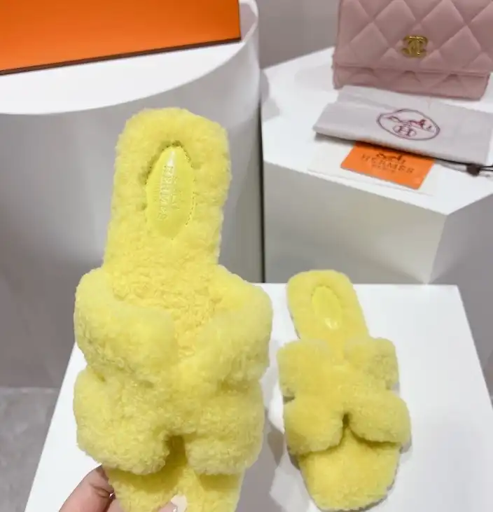 hype Hermes Slippers