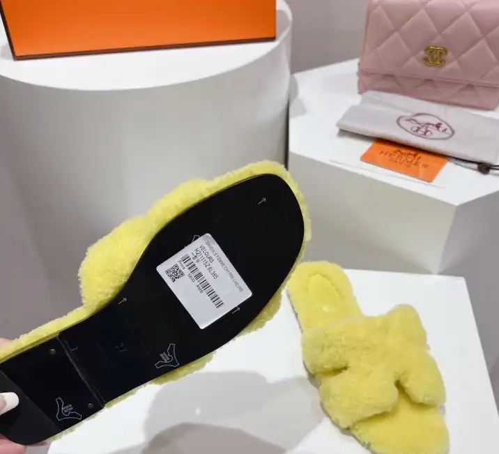 hype Hermes Slippers