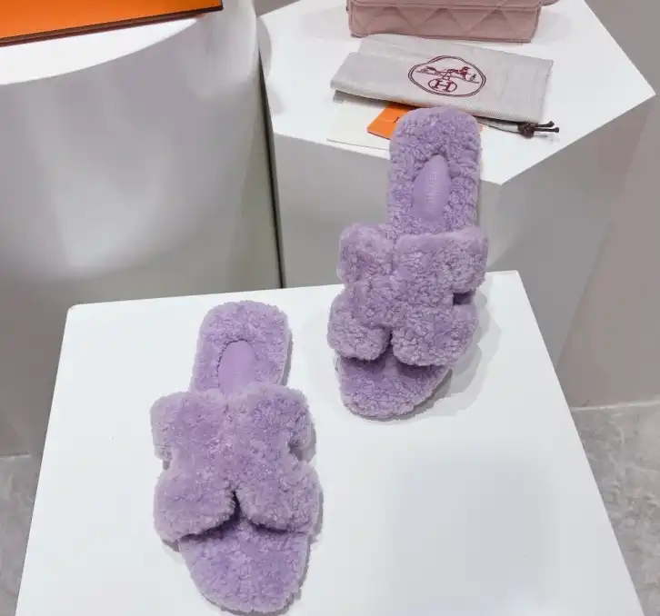 hype Hermes Slippers