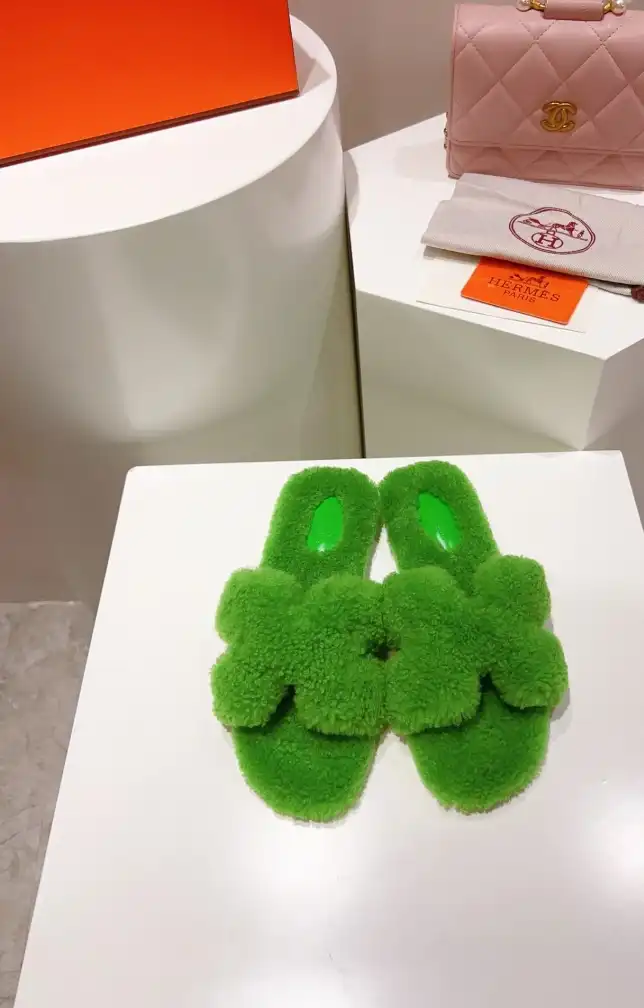 hype Hermes Slippers