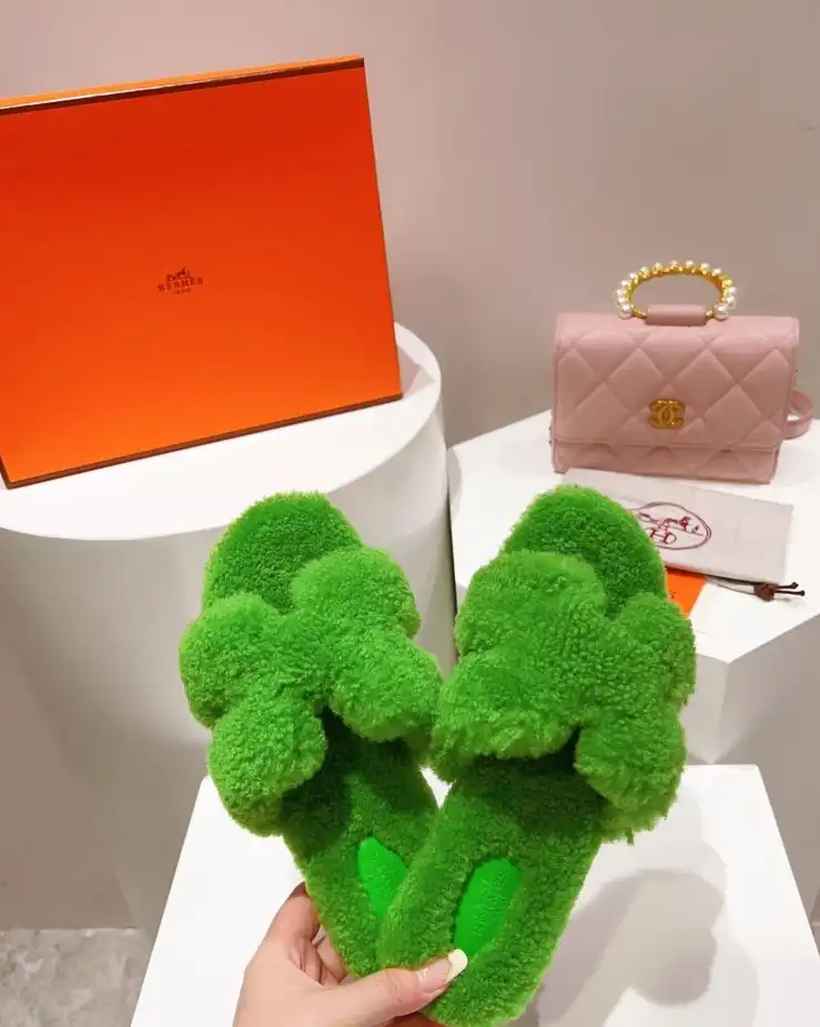 hype Hermes Slippers