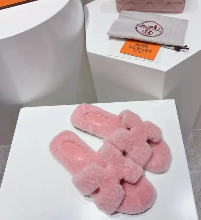 hype Hermes Slippers