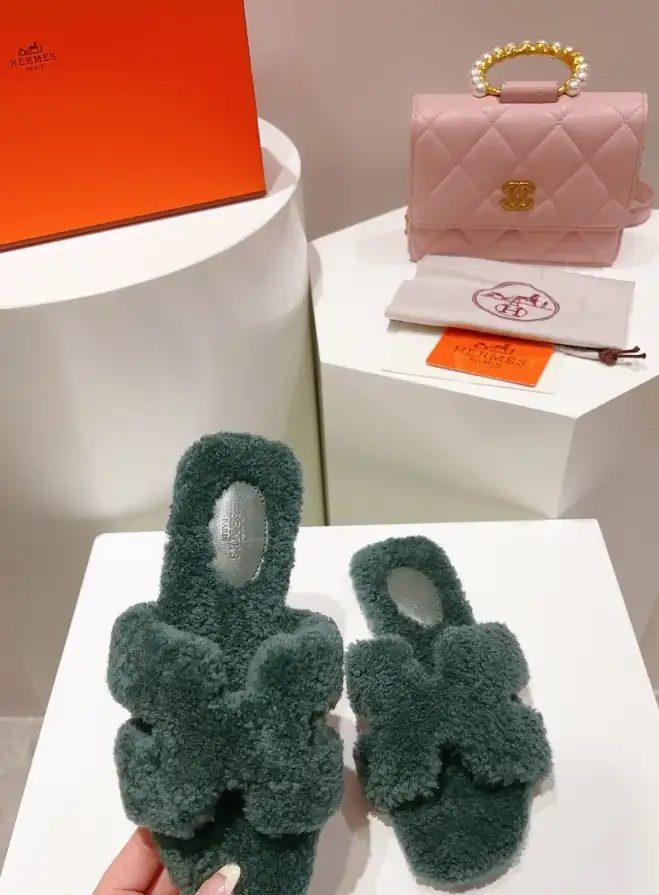 hype Hermes Slippers