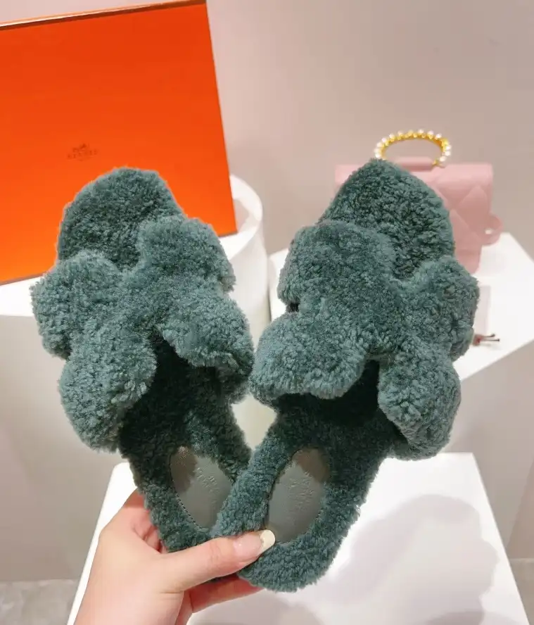 hype Hermes Slippers