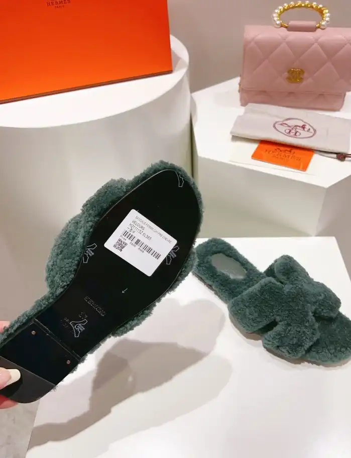 hype Hermes Slippers