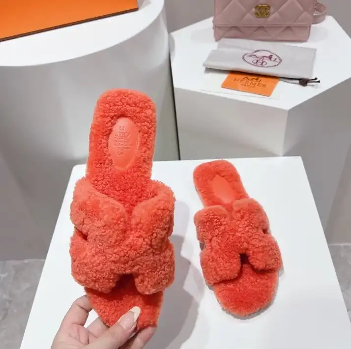 hype Hermes Slippers