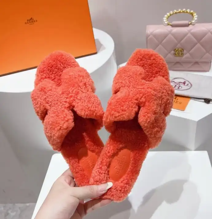 hype Hermes Slippers