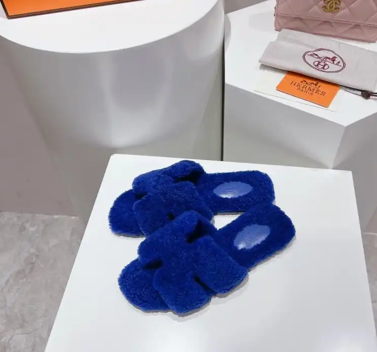 hype Hermes Slippers