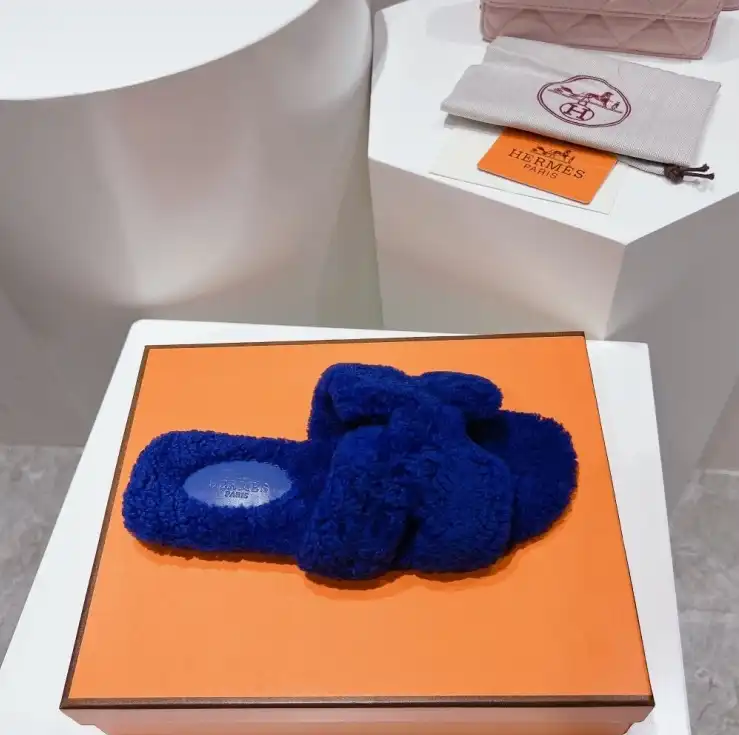 hype Hermes Slippers