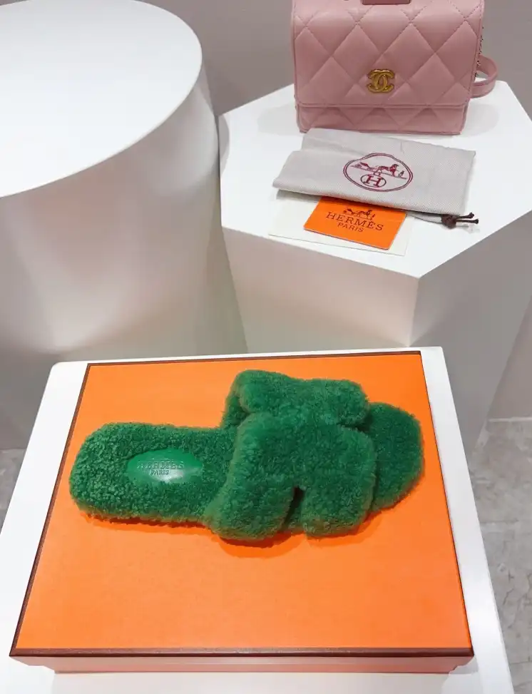 hype Hermes Slippers