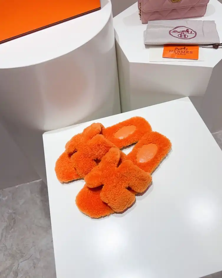 hype Hermes Slippers