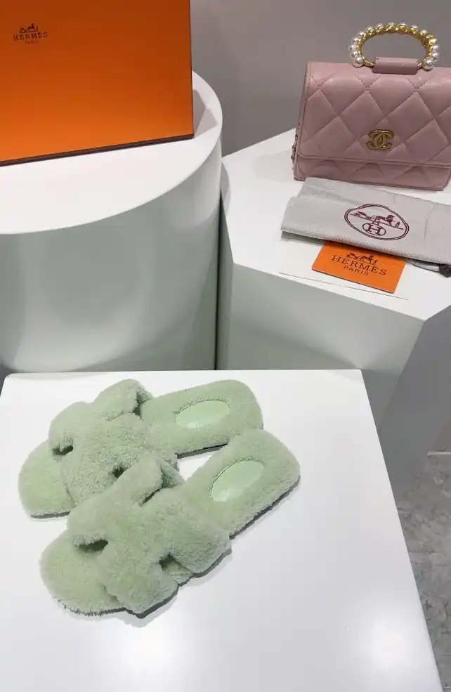 hype Hermes Slippers