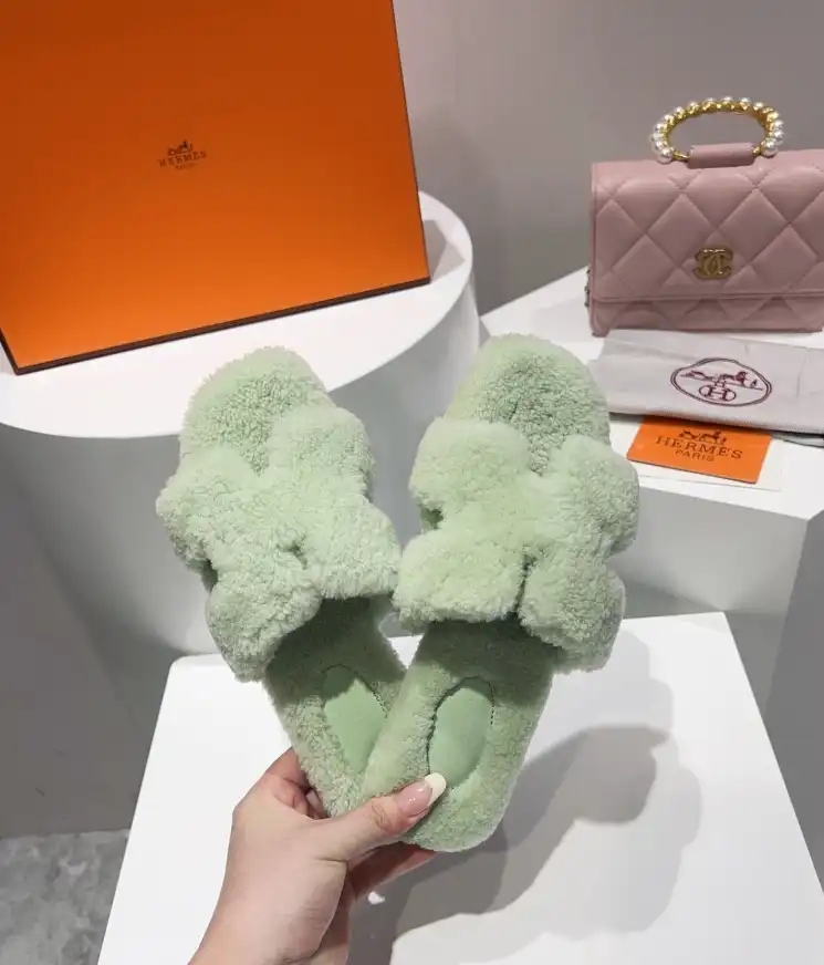 hype Hermes Slippers