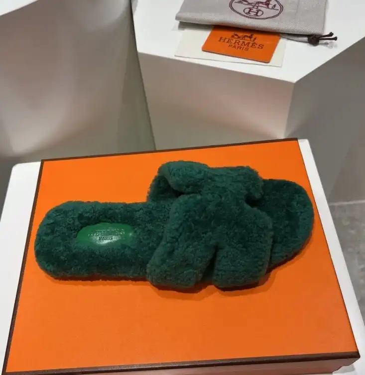 hype Hermes Slippers